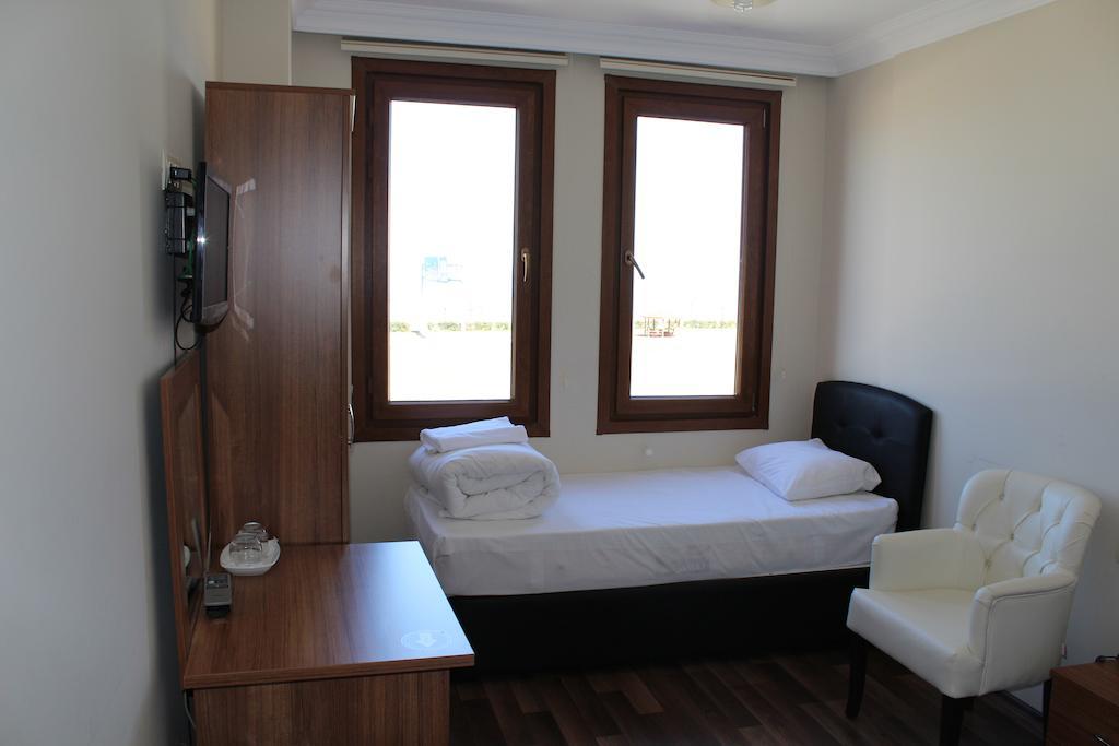 Oz-Ay Hotel Sürmene Zimmer foto